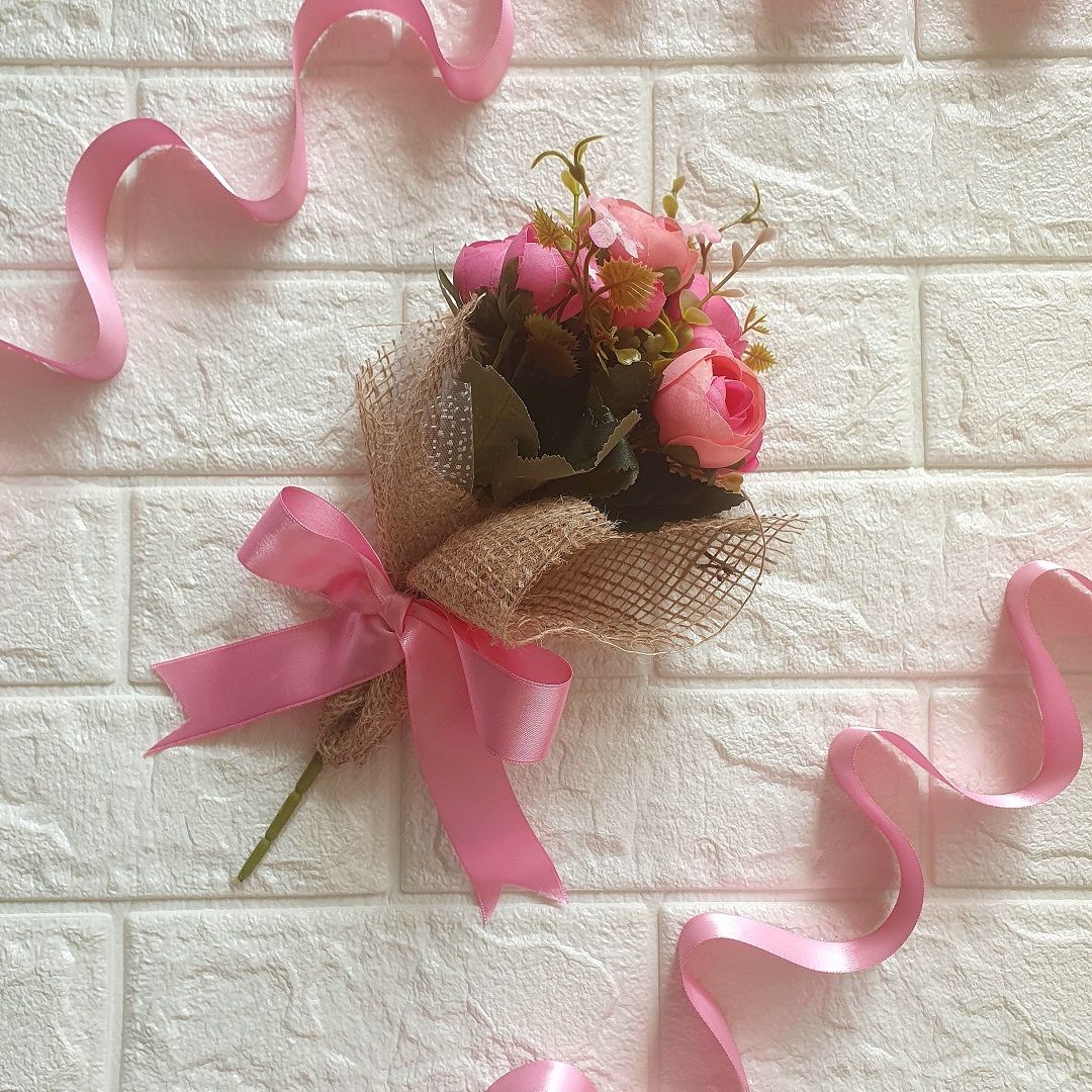 Pembe Yapay Çiçek Buketi