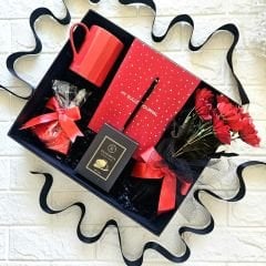 Corporate Black & Red Hediye Kutusu