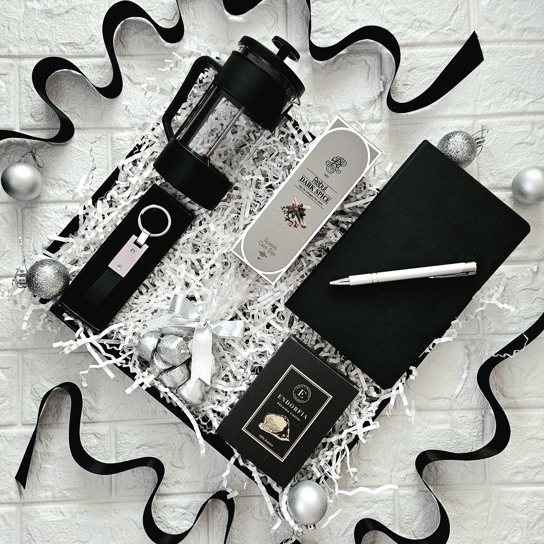 Corporate New Year Silver No:2 - Hediye Kutusu