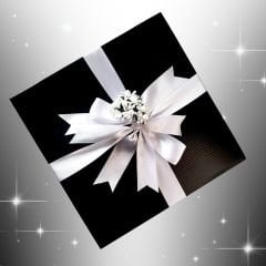 Siyah Hediye Kutusu Beyaz Premium (25 x 25 x 10 cm)
