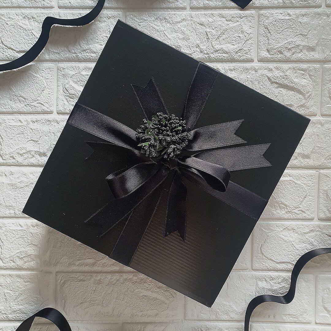 Siyah Hediye Kutusu Siyah Premium (25 x 25 x 10 cm)